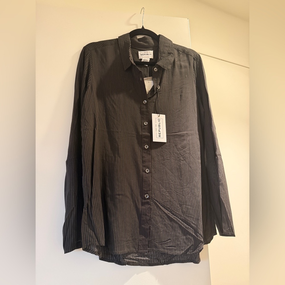 NWT For The Republic Black Pinstripe Button-Up Woven Shirt with Bell Sleeve Ends